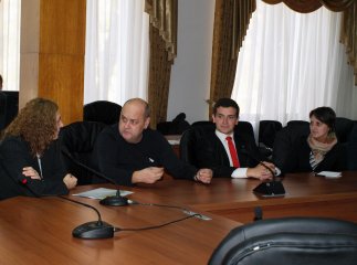 Студентів УжНУ запросили взяти участь у стипендіальній програмі