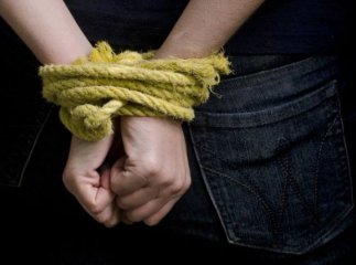 У Виноградові роми утримують у підвалі заручника-інваліда, – соцмережі