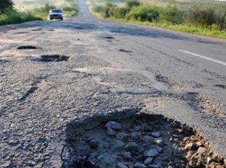 Обурені закарпатці перекриють дорогу в одній із ТГ