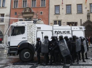 Консульство України в чеському місті Брно евакуювали через підозрілий пакунок