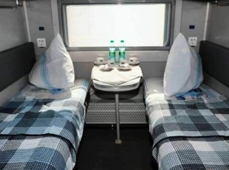 "Укрзалізниця" похвалилася модернізованим вагоном за 10 мільйонів