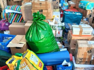 За крадіжку "гуманітарки" саджатимуть у в’язницю: Зеленський підписав закон