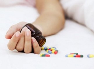 Неповнолітня дівчина наковталась пігулок, причину з’ясовують правоохоронці