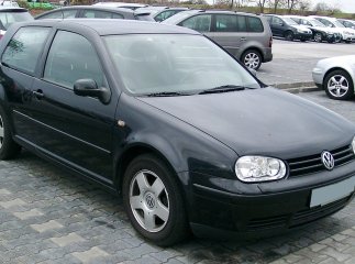 Новенький iPhone чи авто на єврономерах: який автомобіль можна купити в межах 1500 доларів