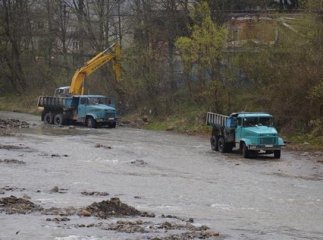 На Тячівщині незаконно видобували гравій