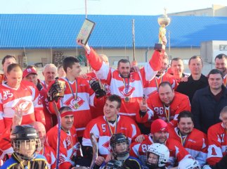 В Ужгороді визначився чемпіон Міжнародного турніру, присвяченому 100-літтю закарпатського хокею