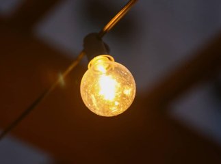 Українців закликали заощаджувати електрику: ситуацію погіршує негода Українців закликали заощаджувати електрику: ситуацію погіршує негода
