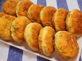 Рецепт часникових пиріжків