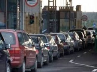 На КПП "Вилок" утворилася черга з 30 автомобілів