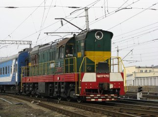 В Ужгороді 63-річна жінка зупинила тепловоз