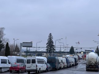 Виїзд за кордон змінюється із 25 квітня: яке нововведення запровадили Із 25 квітня виїзд за кордон змінюється, вводять нове правило для українців