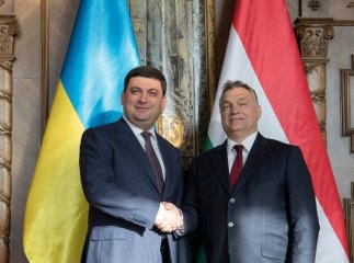 Орбан повідомив про рішення відмінити для українців плату за національні візи до Угорщини