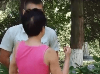 Дівчина, яка заявила про згвалтування у Мукачеві, плутається у показах