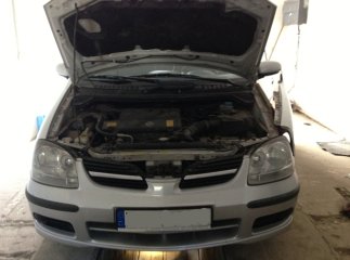 У Малому Березному митники вилучили у контрабандиста "Nissan" за перевезення сигарет