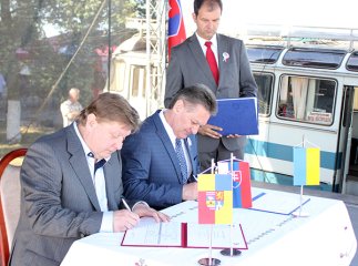 На території пункту пропуску Ужгород – Вишнє Нємецьке пройшов День українсько-словацького добросусідства (ФОТО)
