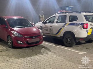 В Ужгороді п’яний водій втік з місця ДТП В Ужгороді п’яний водій втік з місця ДТП