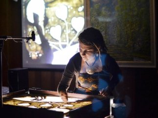 Міська влада Мукачева виділила 85 тисяч гривень допомоги родині дівчини, яка в Таїланді потрапила в реанімацію
