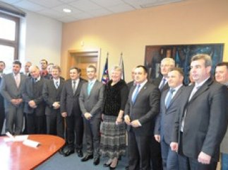 Закарпатська делегація у Чехії стала свідком суботнього тріумфу українських біатлоністок (ФОТО) Закарпатська делегація у Чехії стала свідком суботнього тріумфу українських біатлоністок (ФОТО)