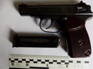 Чоловік влаштував стрілянину у кафе