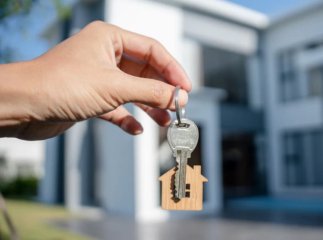 Людям пояснили, кому треба переоформити житло і чи діють нові правила реєстрації нерухомості