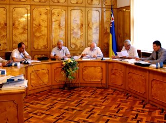 У Виноградів збирається "депутатський десант", щоб на місці розібратись у ряді питань