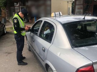 Поліція ловила таксистів, у яких немає ліцензії на пасажирські перевезення