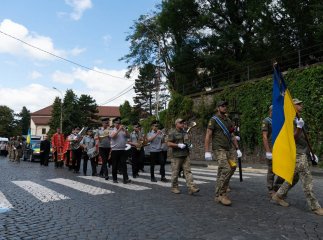 В обласному центрі провели в останню путь воїна, який віддав життя за Україну