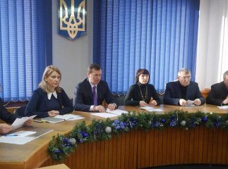 Ужгородський міськвиконком обговорив питання харчування школярів міста