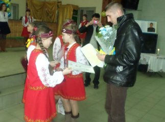 У Оноці уродженець села, боєць АТО Іван Русин зустрівся з односельчанами