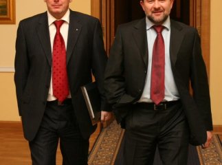 Юрій Луценко зателефонував Віктору Балозі