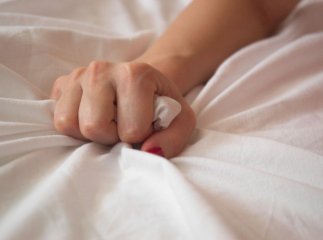 Житель Перечинщини через ревність ледь не вбив свою дружину та коханця