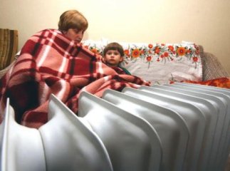 У Підгорянах замерзають люди, а газовики ховаються від людей