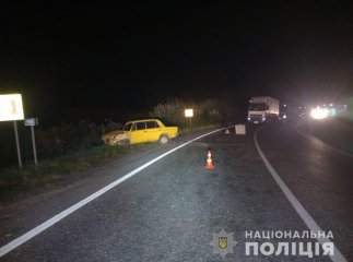 Мікроавтобус, в якому їхали закарпатці, вночі потрапив у ДТП