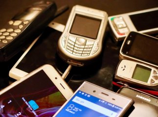 Не варто ховати у скирню: які моделі телефонів можна вигідно продати