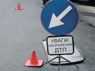 На Полтавщині "Нива" в’їхала в повний людей мікроавтобус