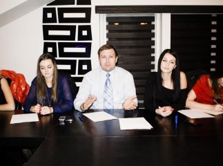 Вчора обирали учасниць конкурсу «Міс Ужгород 2013»