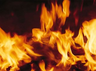 В Іршаві через замикання електропроводки загорілась вантажівка