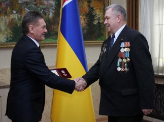 Олександр Ледида вручив ветеранам Афганістану державні нагороди