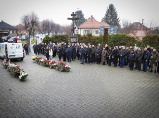 У Мукачеві поховали воїна, який загинув рік тому