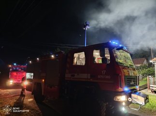 На Берегівщині пожежа перекинулася з літньої кухні на житловий будинок