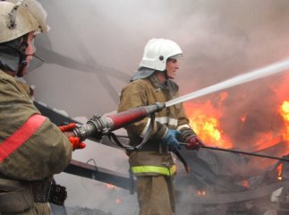 На Свалявщині горіла надвірна споруда