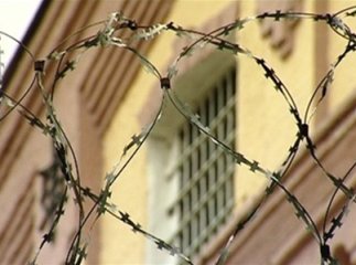 Народних депутатів не пускають до Ужгородського СІЗО
