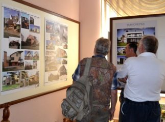  До дня архітектора у Тячеві вперше відбулася виставка творчих робіт митців