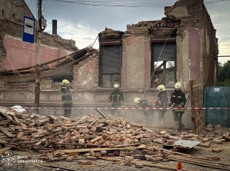 У середмісті Мукачева обвалився будинок