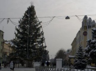 Вже завтра іграшки, зроблені руками малечі, будуть красуватися на головній ялинці Мукачева Вже завтра іграшки, зроблені руками малечі, будуть красуватися на головній ялинці Мукачева