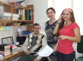 Закарпатців, які бажають вивчати угорську мову безкоштовно, просять поспішити із поданням заяви