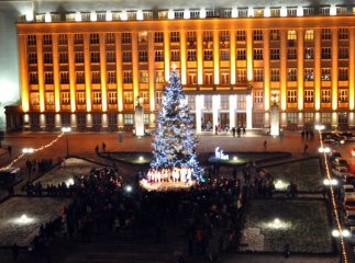 До свята Миколая запалала головна ялинка області (ФОТО)