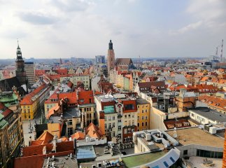 Випередили всіх іноземців: у цій країні ЄС українці масово скуповують житло