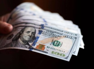 Курс валют на 8 березня: гривня зміцнилась