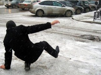 Потрійний перелом: через ожеледицю ужгородці опинились у лікарнях